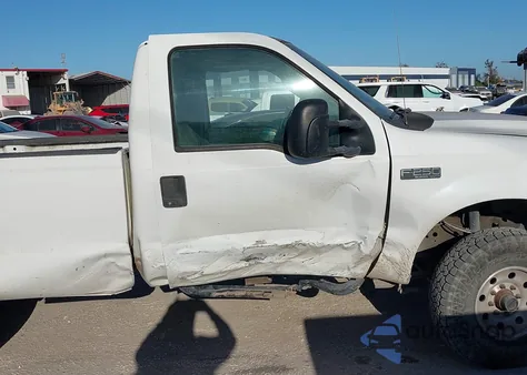 2004 Ford F-250 Xl/Xlt from USA, damaged, VIN 1FTNF21L94EC24322